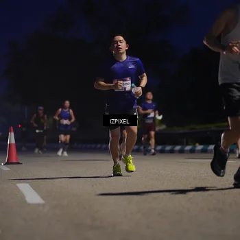 Runner Photo 7435959