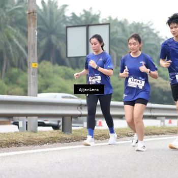 Runner Photo 7435971