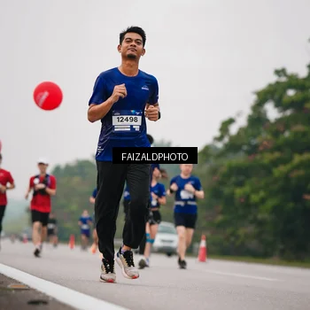 Runner Photo 7435998
