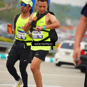 Runner Photo 7436003