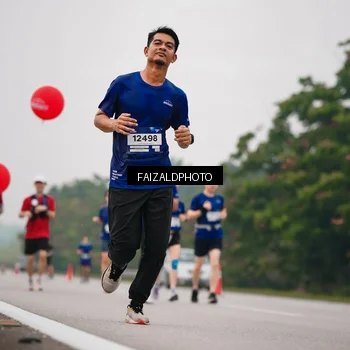 Runner Photo 7436009