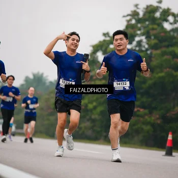 Runner Photo 7436015