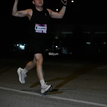 Runner Photo 7436025