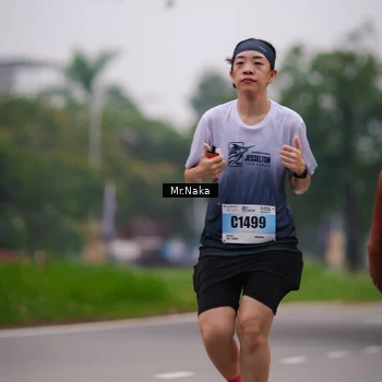 Runner Photo 7436040