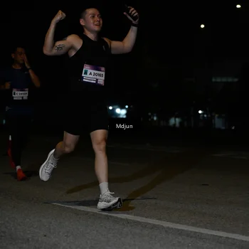 Runner Photo 7436045