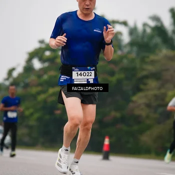 Runner Photo 7436055
