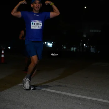 Runner Photo 7436065