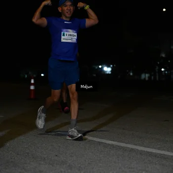 Runner Photo 7436068