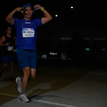 Runner Photo 7436070