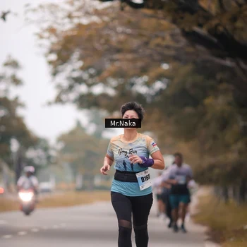 Runner Photo 7436098
