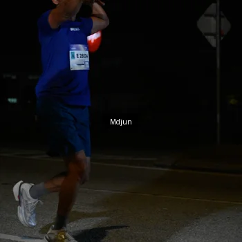 Runner Photo 7436100