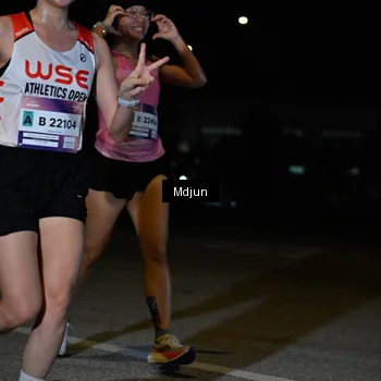 Runner Photo 7436108