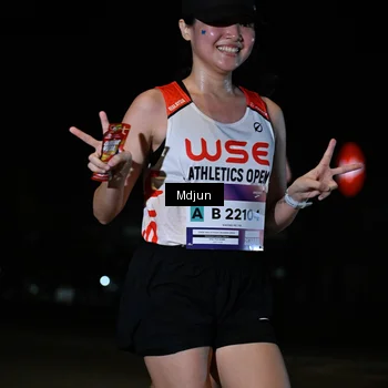 Runner Photo 7436116