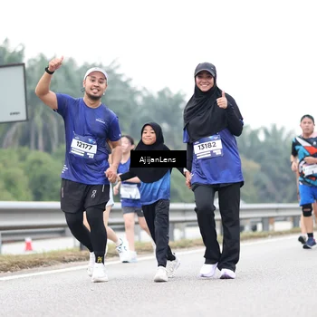 Runner Photo 7436128