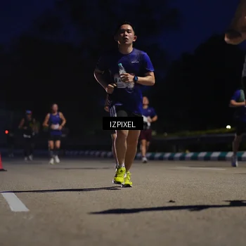 Runner Photo 7436132