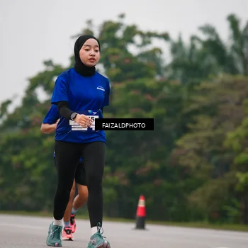 Runner Photo 7436138