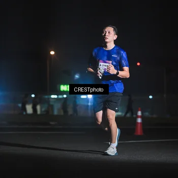 Runner Photo 7436141