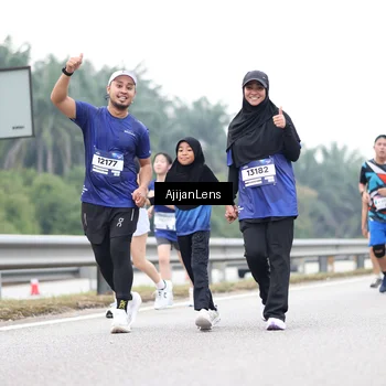 Runner Photo 7436142