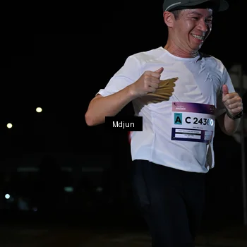 Runner Photo 7436152