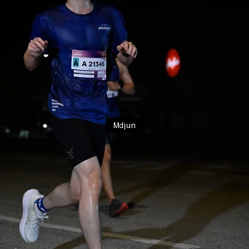 Runner Photo 7436163