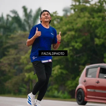 Runner Photo 7436171
