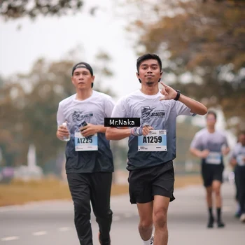 Runner Photo 7436181