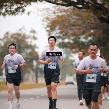 Runner Photo 7436198