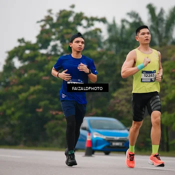 Runner Photo 7436213