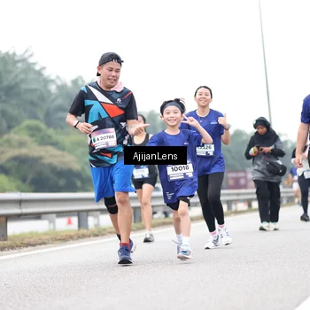 Runner Photo 7436229