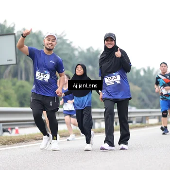 Runner Photo 7436255