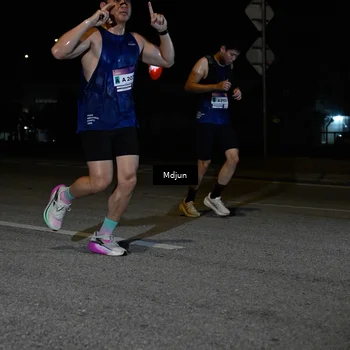 Runner Photo 7436285