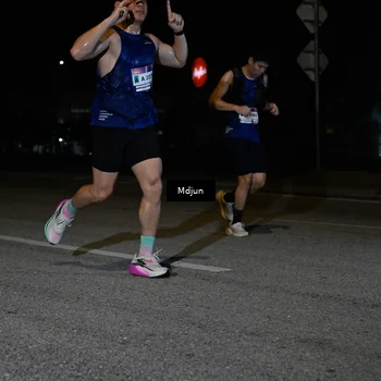 Runner Photo 7436286