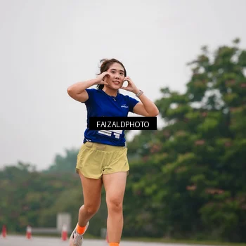 Runner Photo 7436296