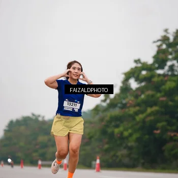 Runner Photo 7436303