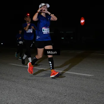 Runner Photo 7436306