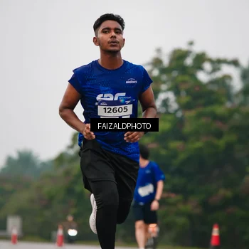 Runner Photo 7436312