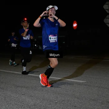 Runner Photo 7436317