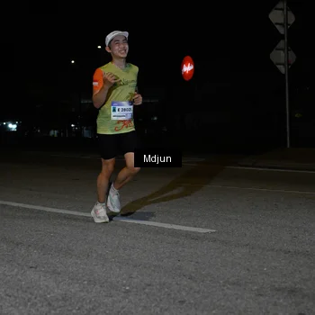 Runner Photo 7436333