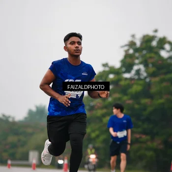 Runner Photo 7436334