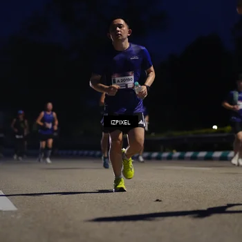 Runner Photo 7436362