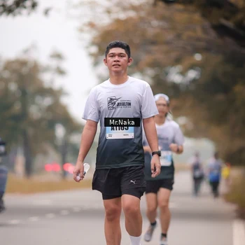 Runner Photo 7436369