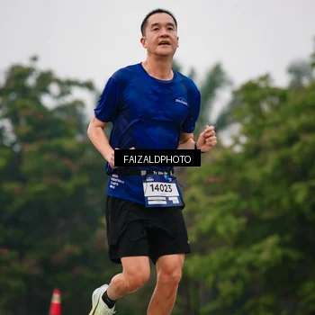 Runner Photo 7436377