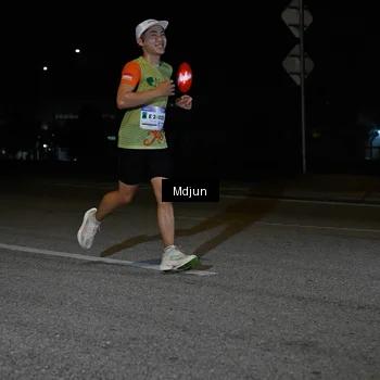 Runner Photo 7436390