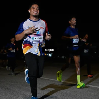 Runner Photo 7436395