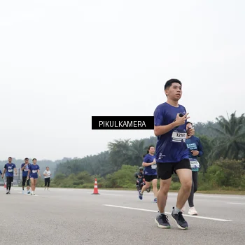 Runner Photo 7436420