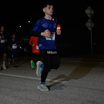 Runner Photo 7436435