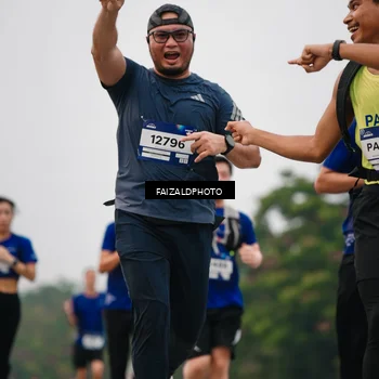 Runner Photo 7436439