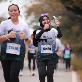 Runner Photo 7436446