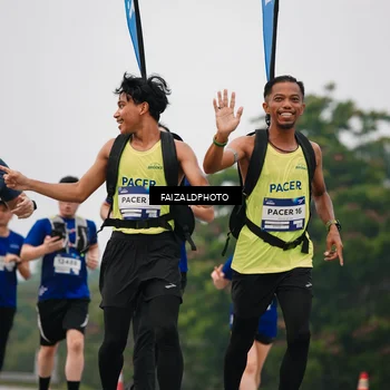 Runner Photo 7436460