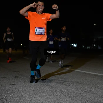 Runner Photo 7436467
